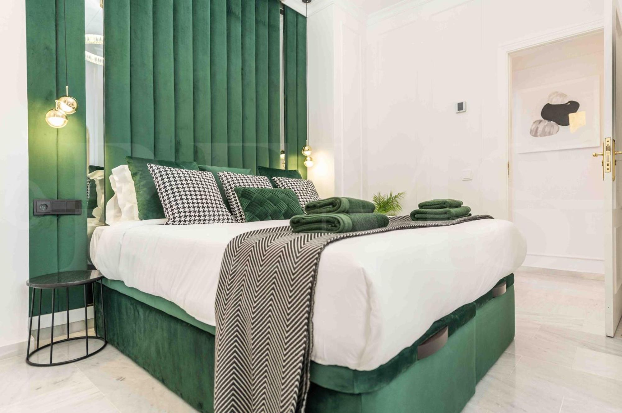 Deluxe Apartment - Historic Center By Rems Malaga Luaran gambar